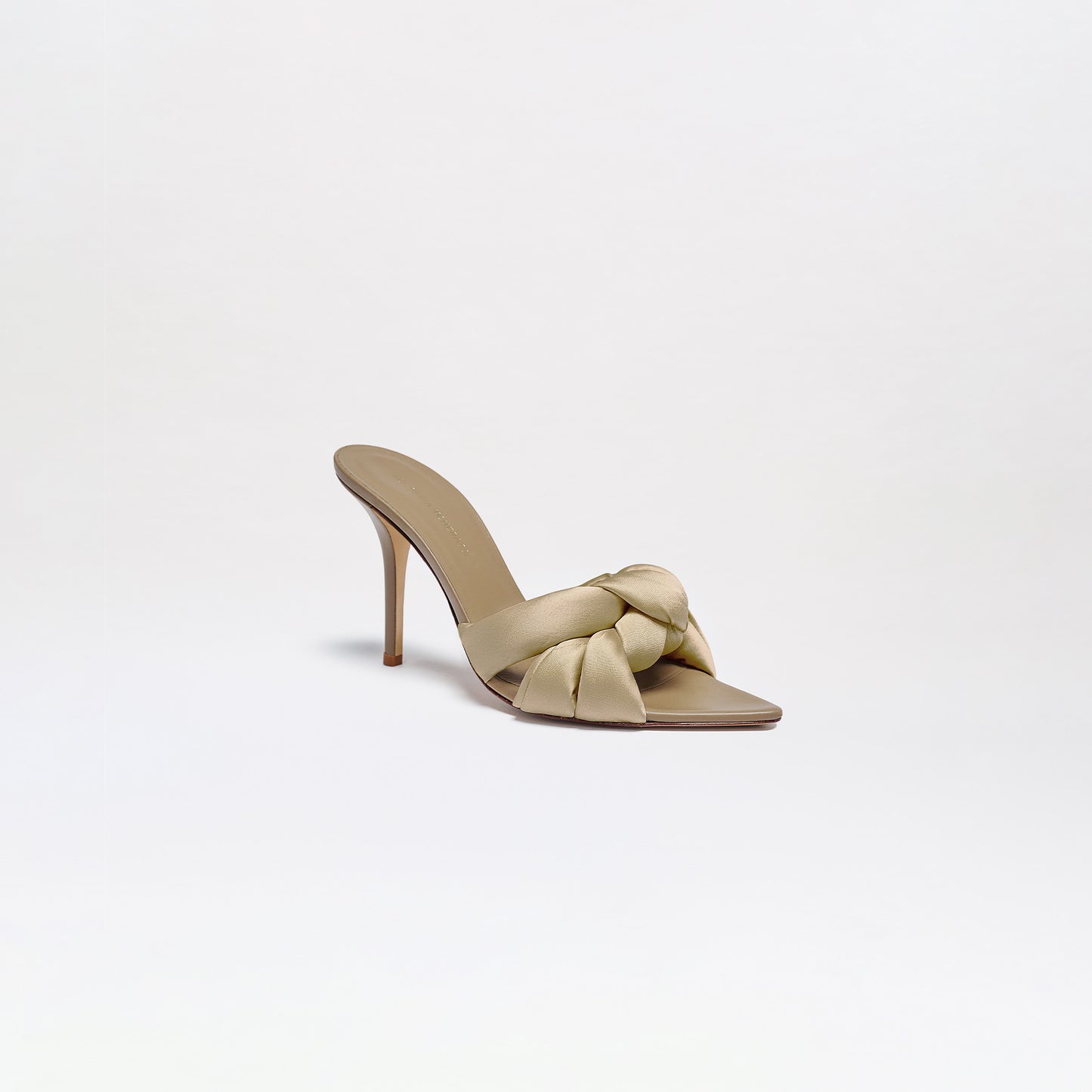 Ana Heels