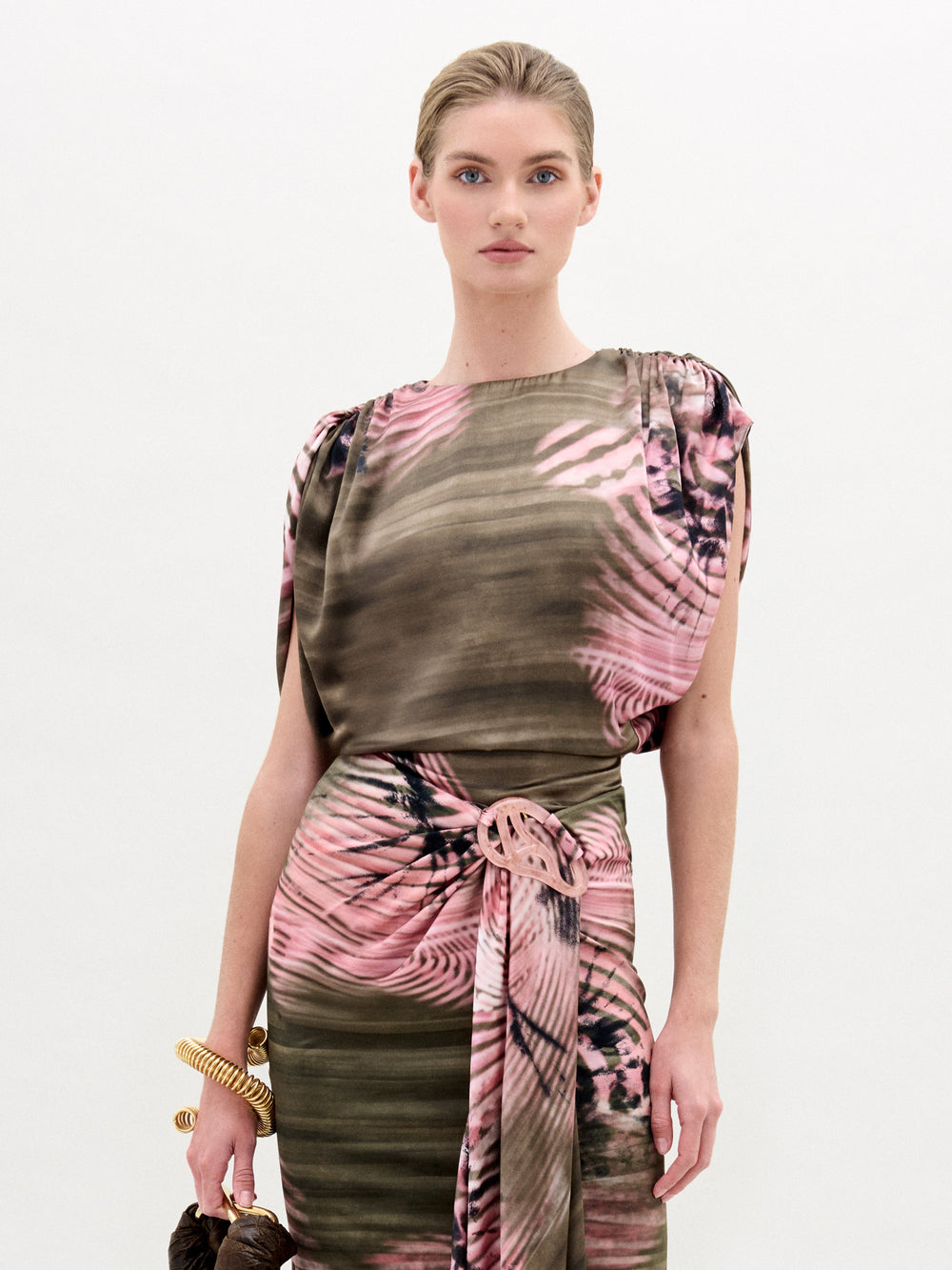 ALISA_BLOUSE_-_ROSE_VINE_Front_FALL_2025
