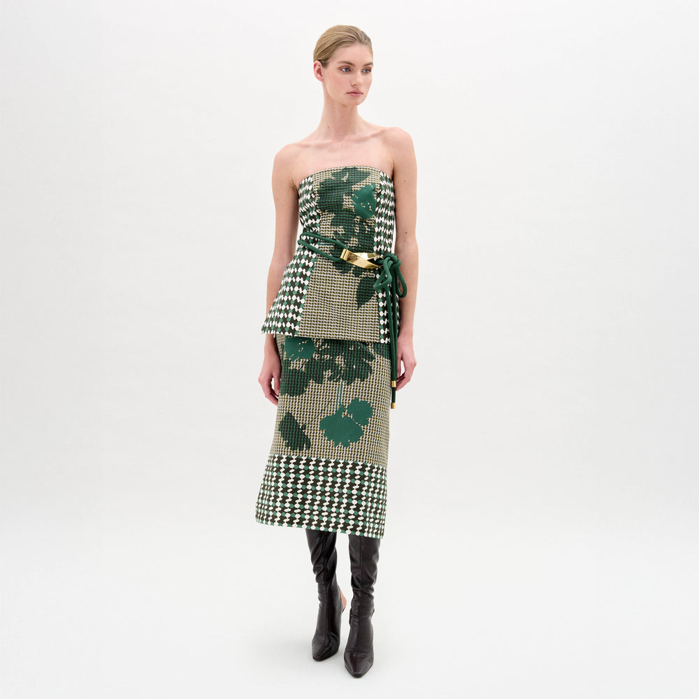 ATIRA_SKIRTT_-ABSTRACT_GREEN_PATTERN_FRONT_FALL_2025_f91f34f3-21f5-4111-9bc1-8beb7e2477ea