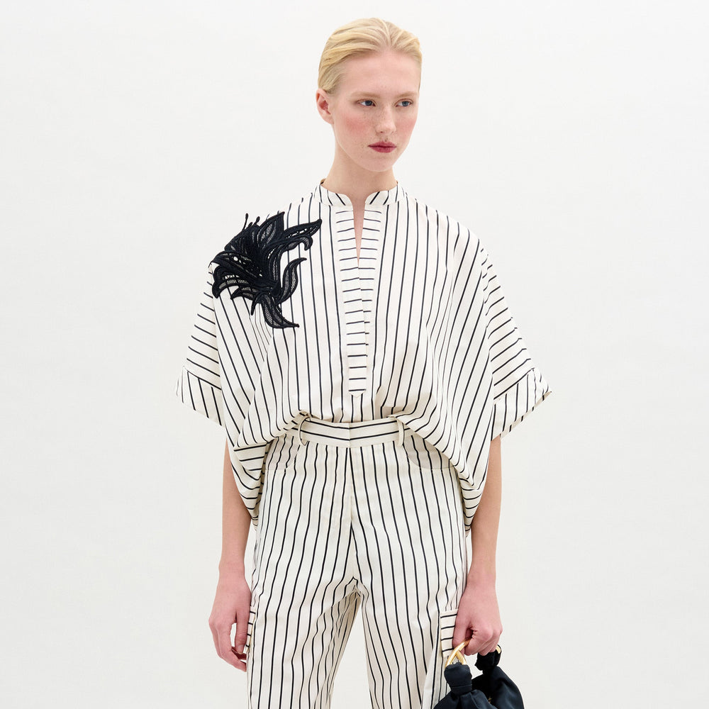 DAIA_BLOUSE_-_BLACK_WHITE_STRIPES_FRONT_PRE-FALL_2025