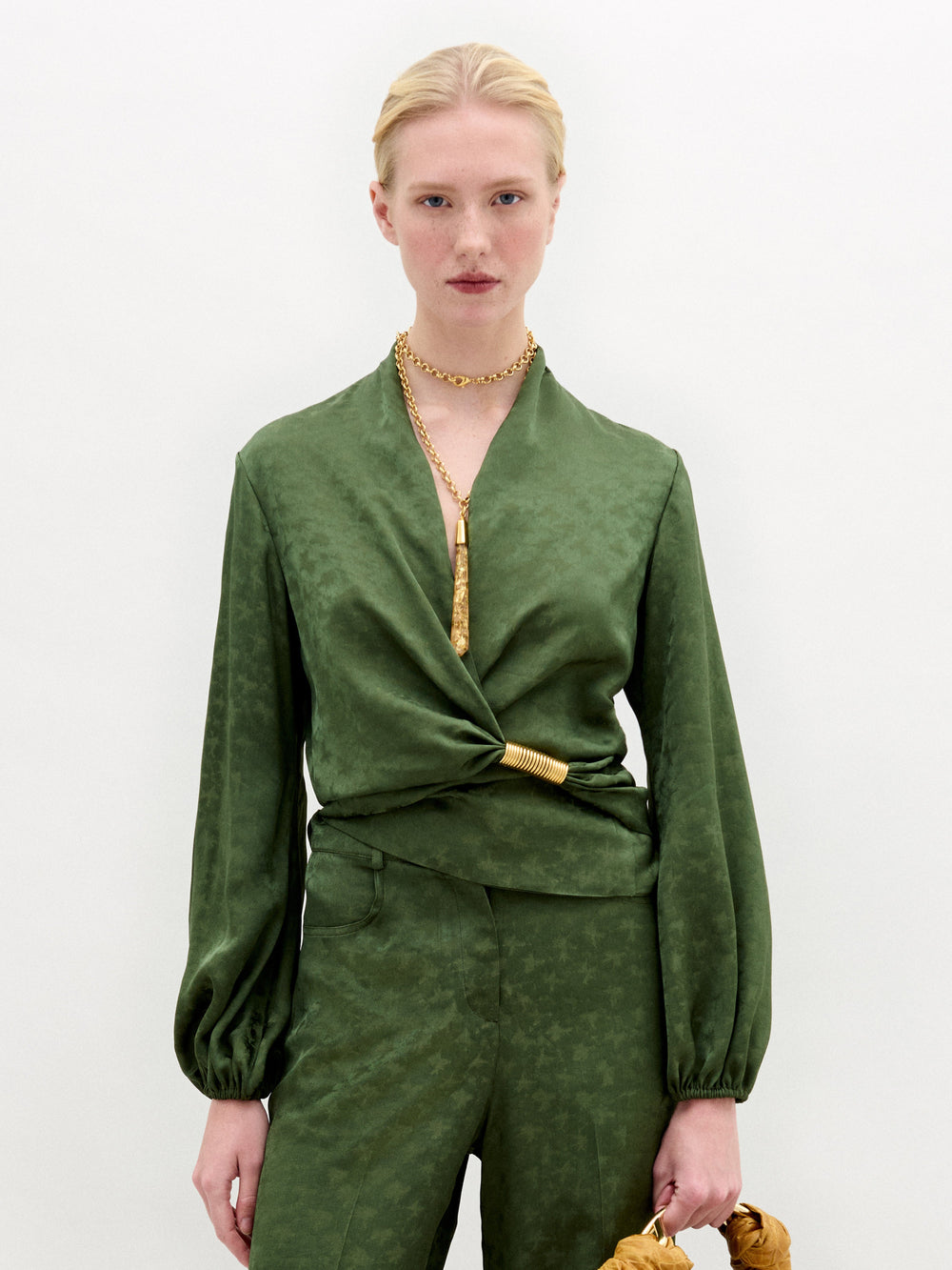 ELVIE_BLOUSE_-_HUNTER_GREEN_FRONT_FALL_2025
