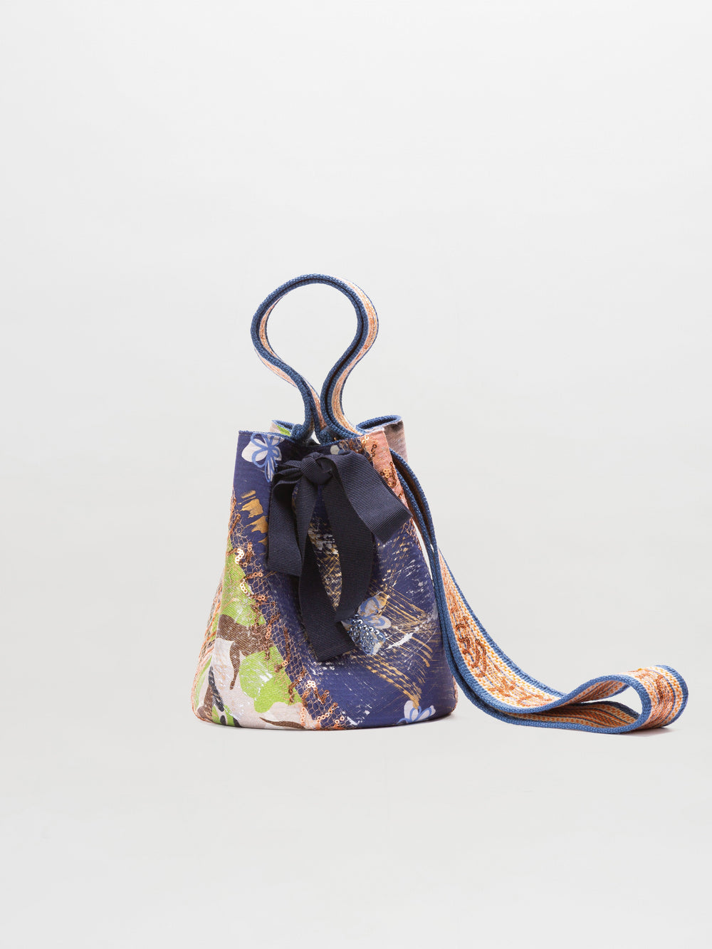 LAAPUT_MOCHILA_AZUL_PEQUENA_1