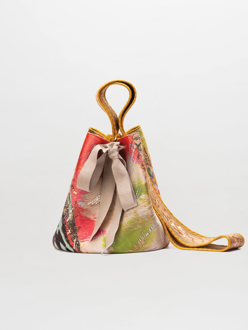 LAAPUT_MOCHILA_MOSTAZA_GRANDE_1453940f-d8f9-41d9-9cad-44443bb73f77