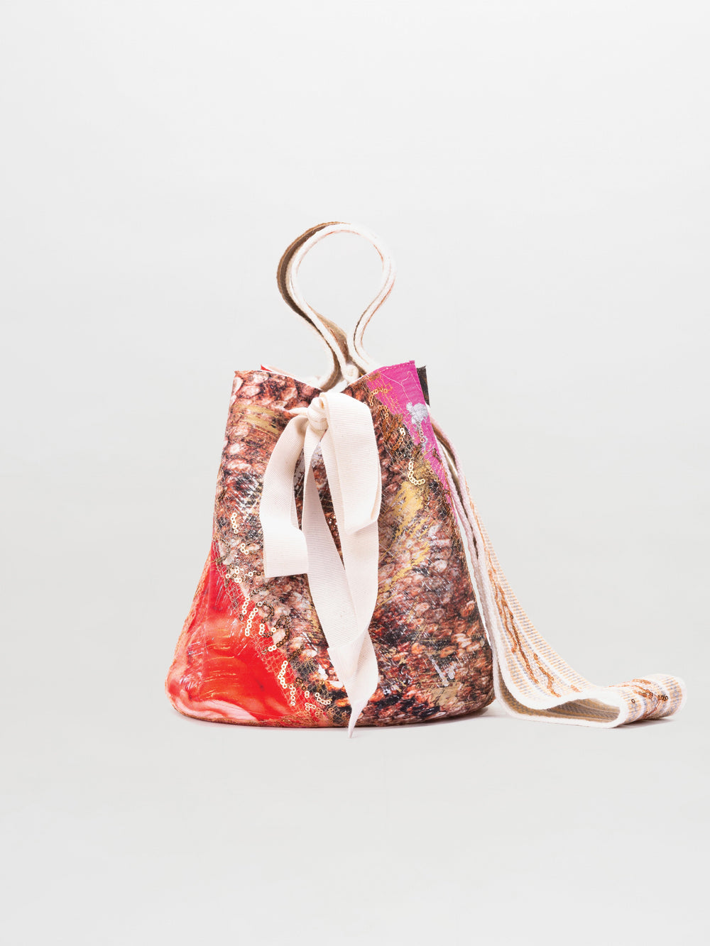 LAAPUT_MOCHILA_PERLA_GRANDE_26c76bda-c930-46c2-b542-80081b5ffbd8