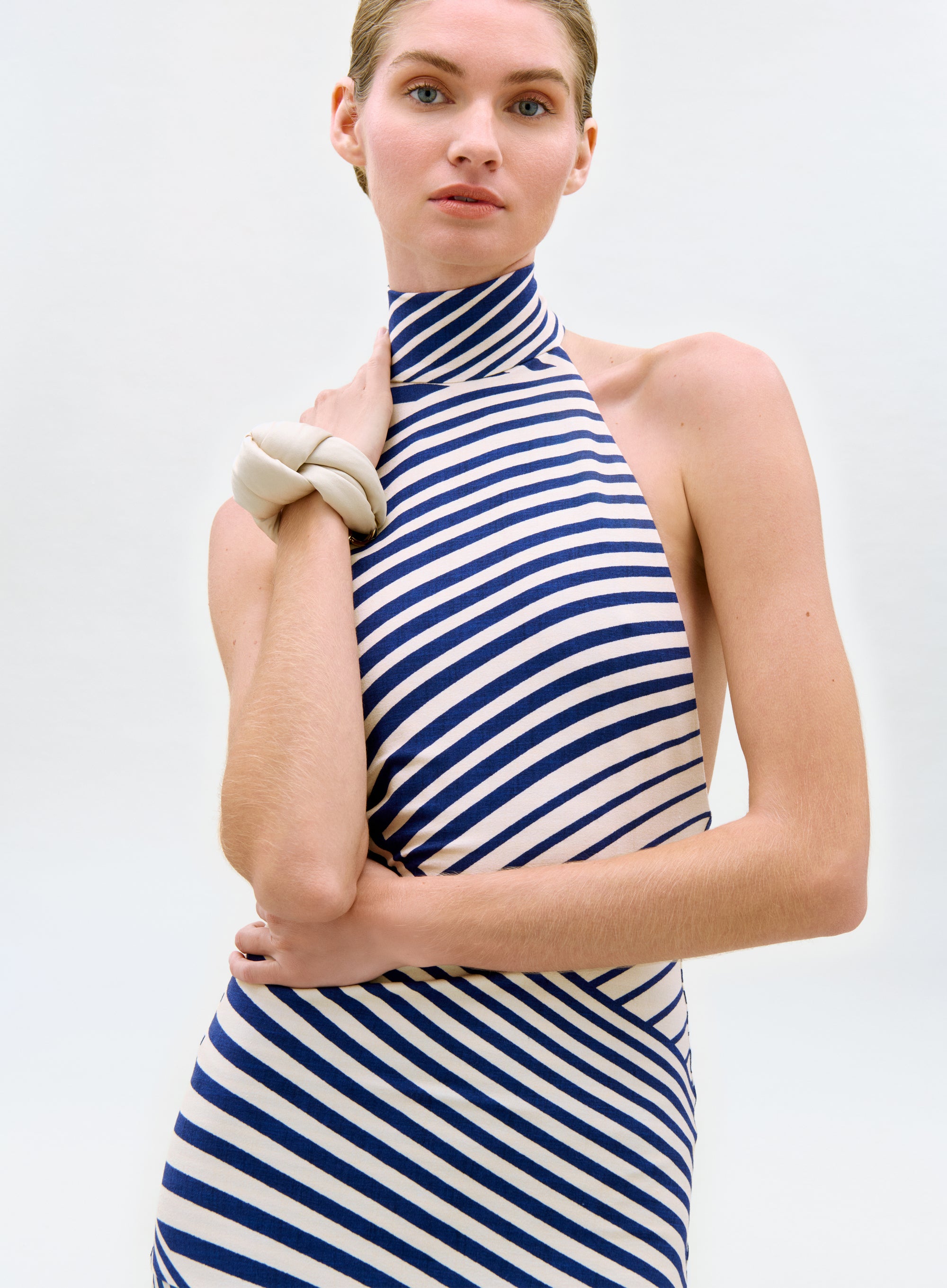 06___Leonore_Dress___Blue_Stripes_PRE_FALL_2026_FRONT