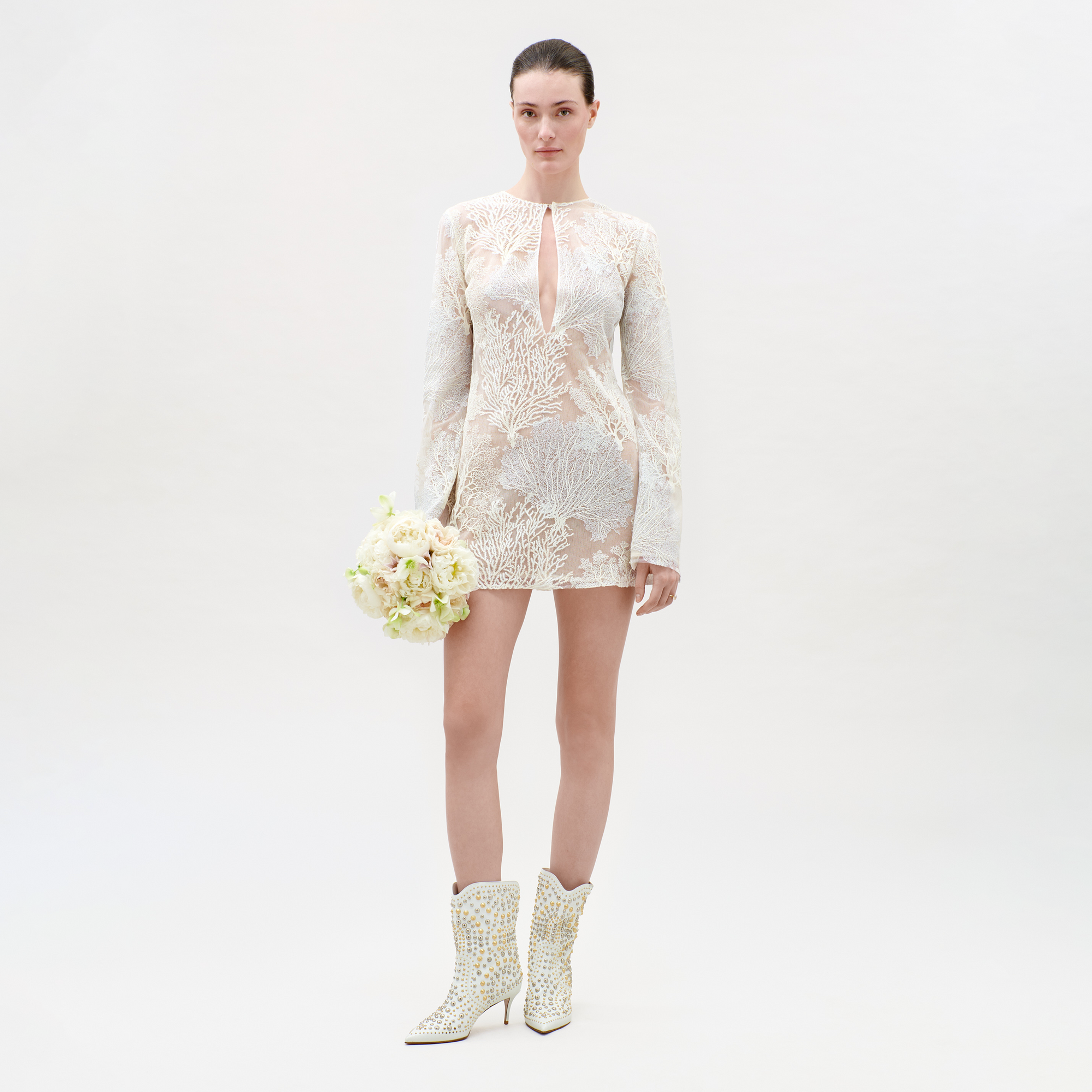 07_NoronhaDress_Pearl_BridesCapsule2026_FRONT
