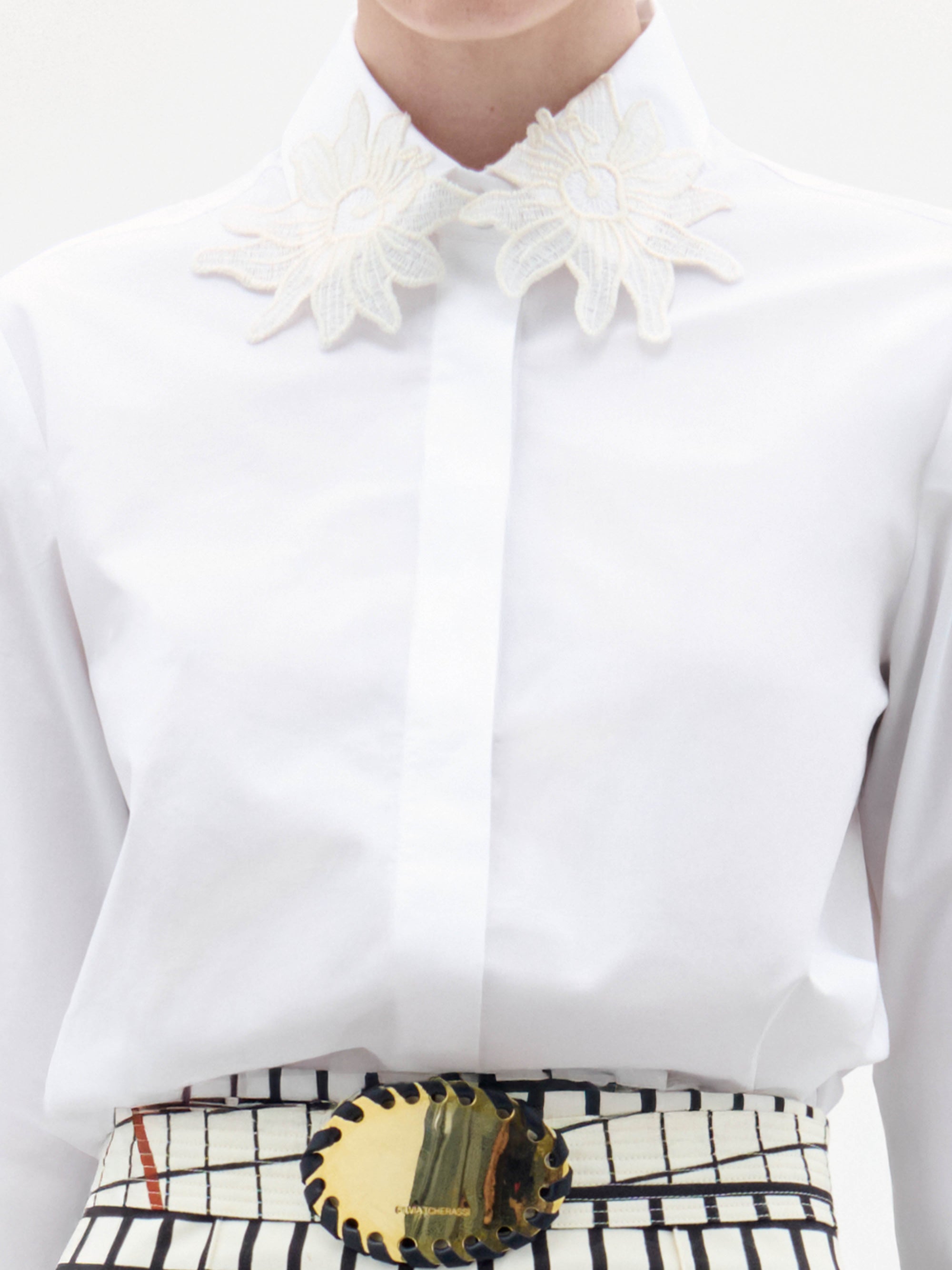 10_NaroaBlouse_White__PRESPRING2026_DETAIL
