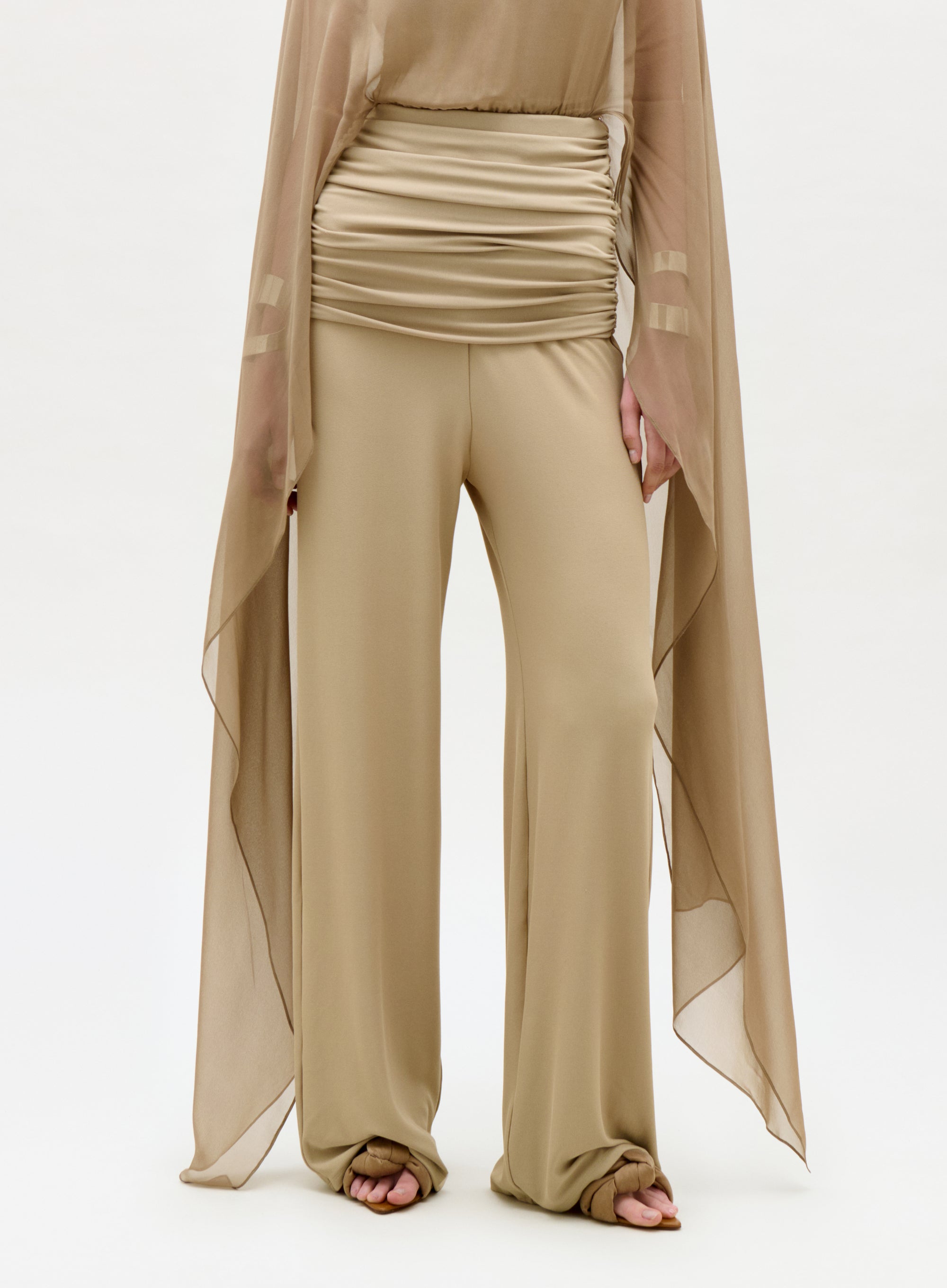 14_Ivory_Colbie_Pant___Ivory_PRE_FALL_2026_FRONT_DETAIL