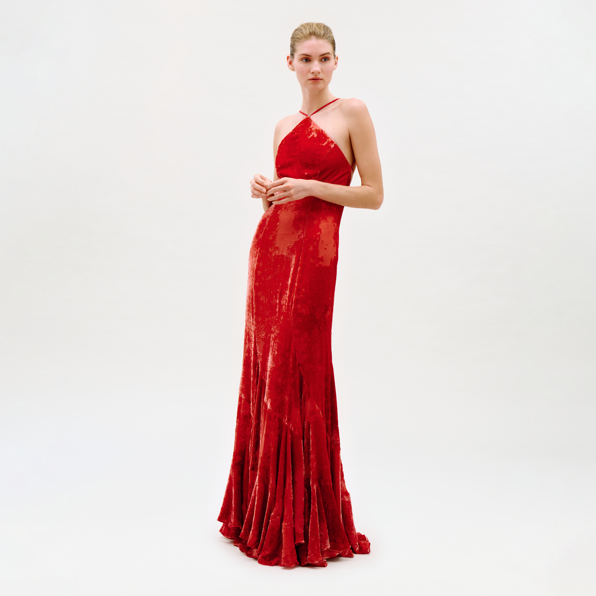 19_CuritibaDress_Rouge_HOLIDAYCAPSULE2026_FRONT