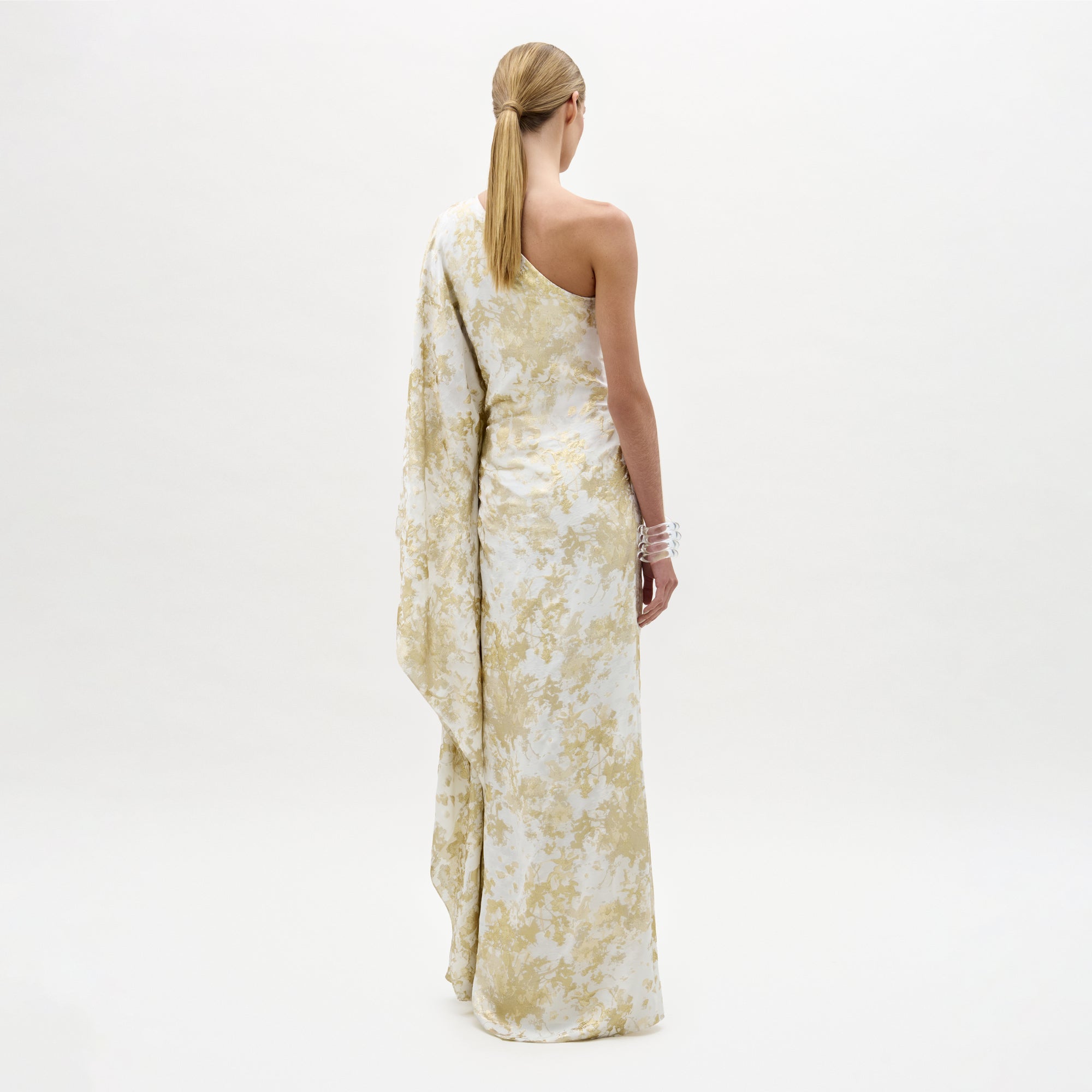 67___Afrodita_Dress___Gold_Lurex_Oli_Bracelet___Clear___SPRING_2026_BACK