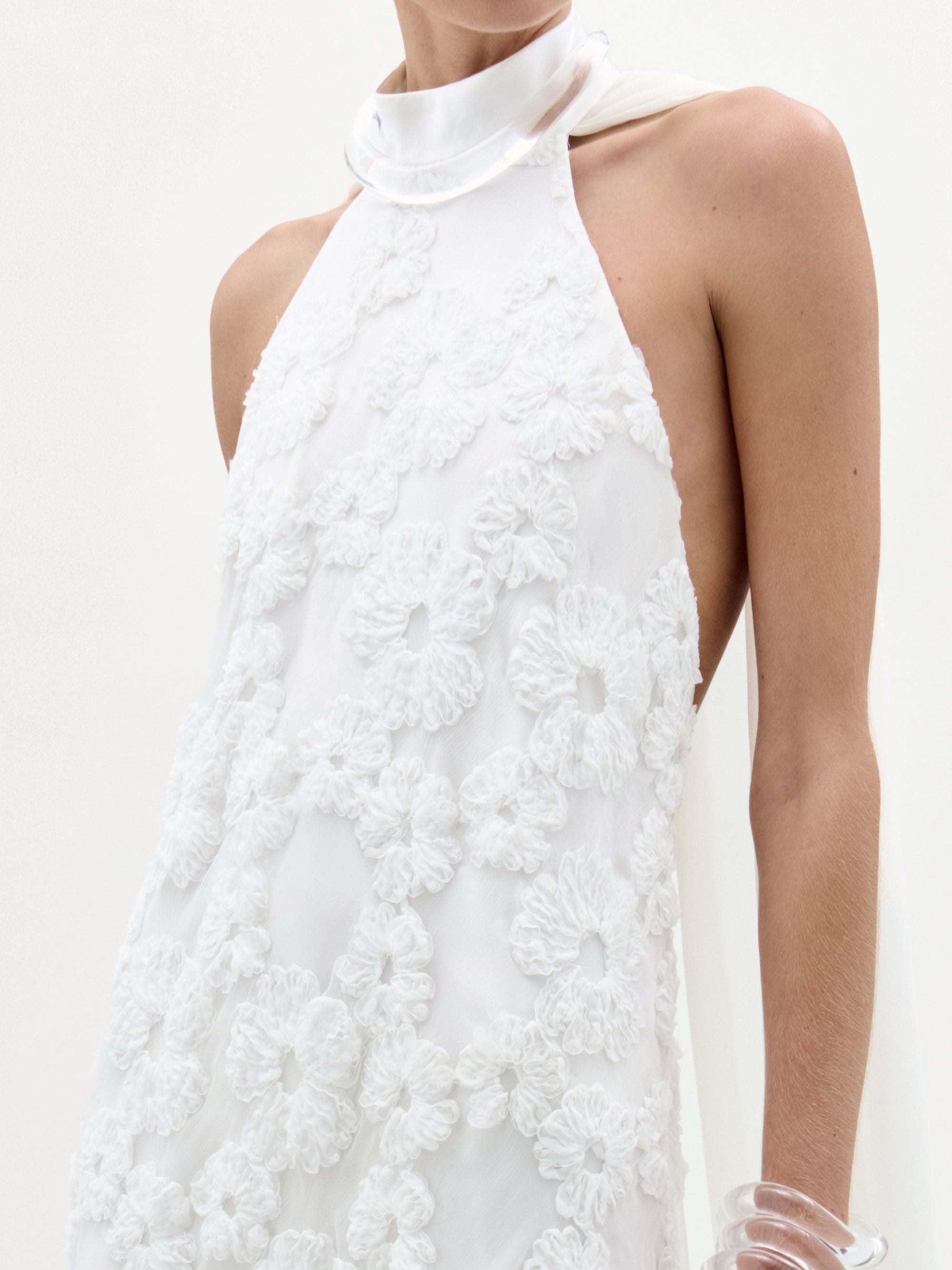 91___Sabina_Dress___White___PRE_SPRING_2026_DETAIL