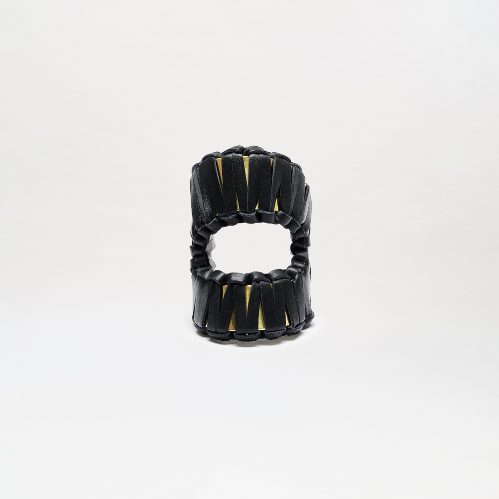 ACC09_MajelCuff_Black