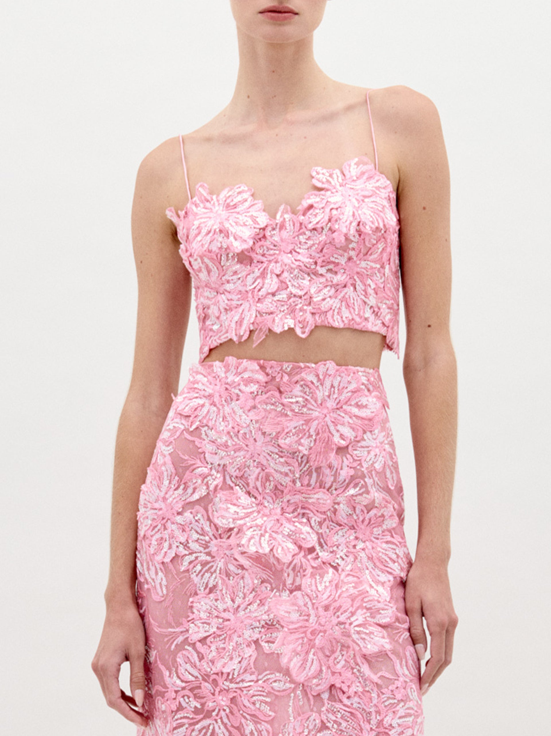 ALIDA_TOP_ASTRID_SKIRT_-_PINK_FRONT_1075be2e-4a7e-4764-9c92-ba91bda3c367