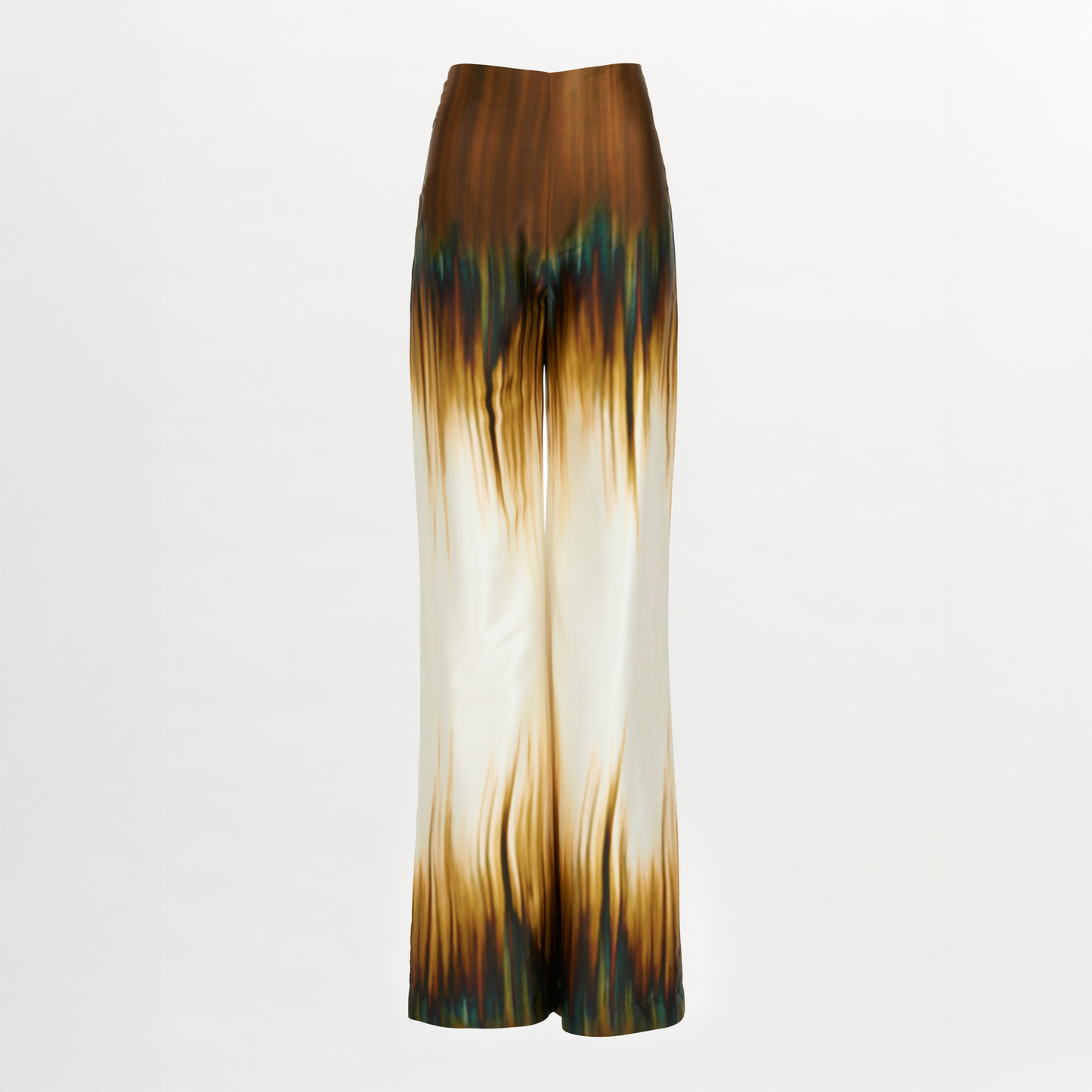 El Pantalón Andie Tuscan Sunset presenta una silueta de cintura alta y pierna ancha en un estampado de goteo degradado en marrón, verde y crema con un acabado liso, que se muestra sobre un fondo blanco liso.