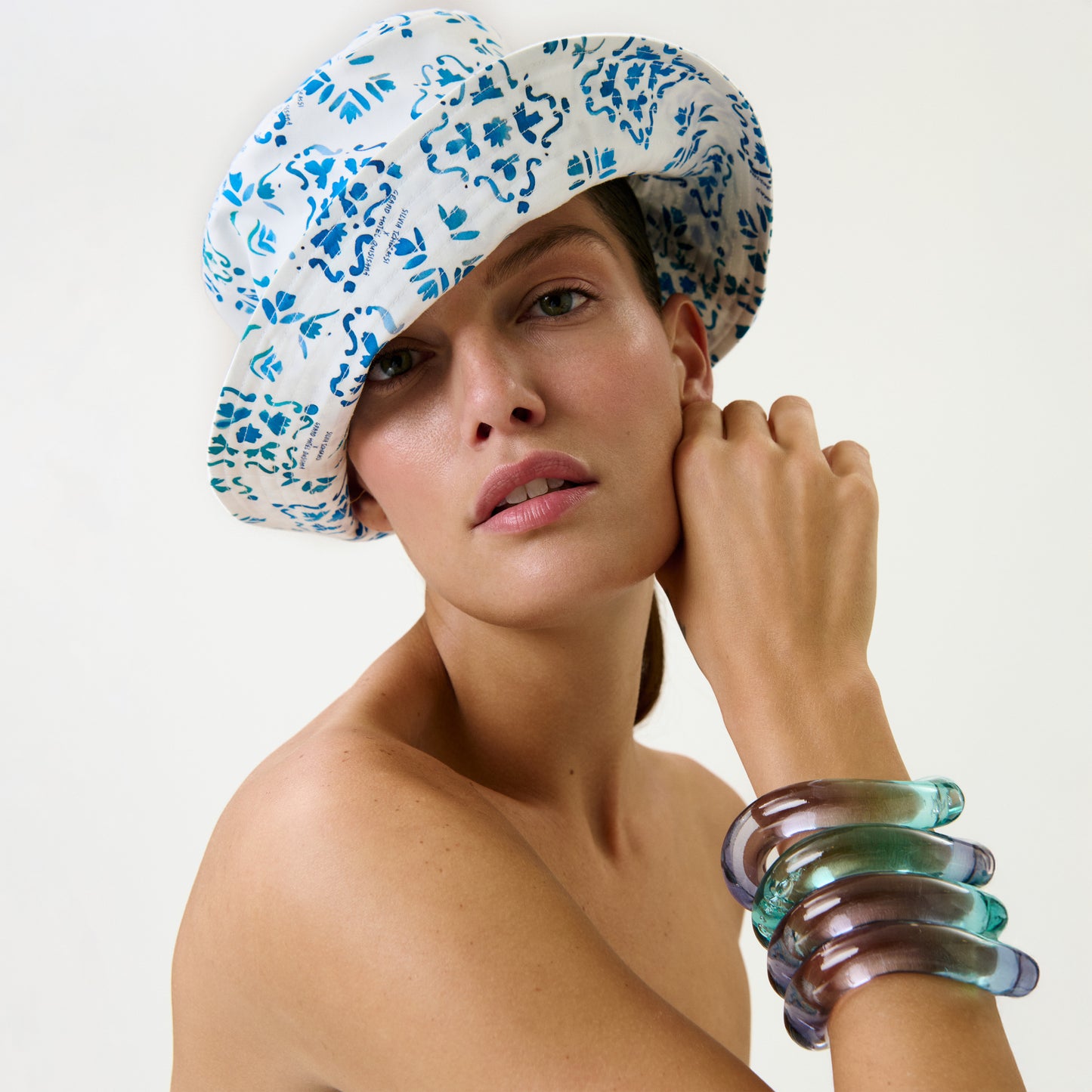 Capri Bucket Hat