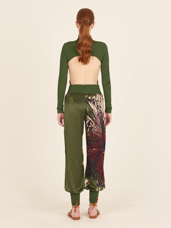 FW23-Ecomm-ImageryOlante-Bodysuit-Green-Floral-Taboo-Pant-Green-Floral-2_3
