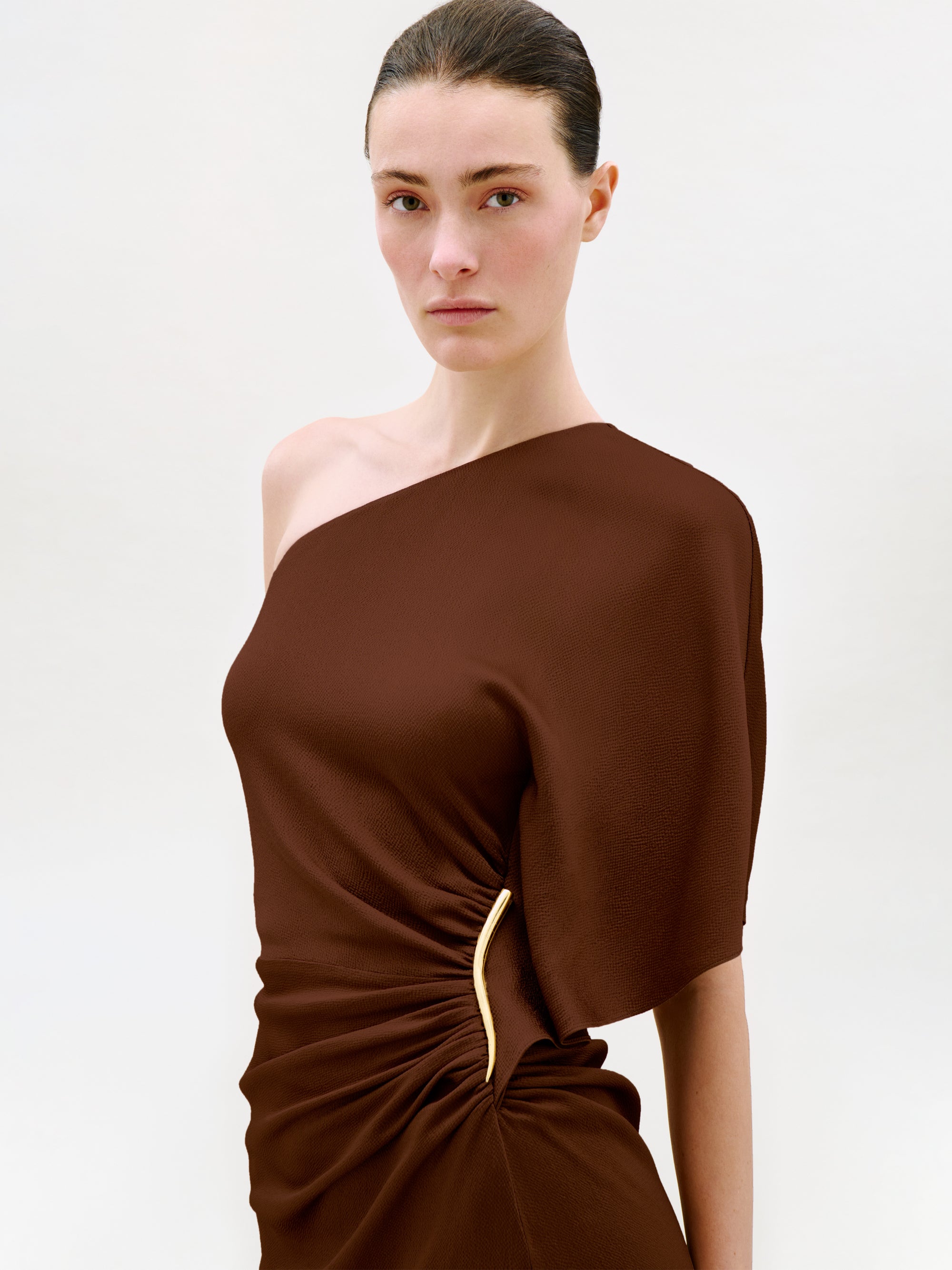 ObyDress-Brown_DETAIL_FALL2026