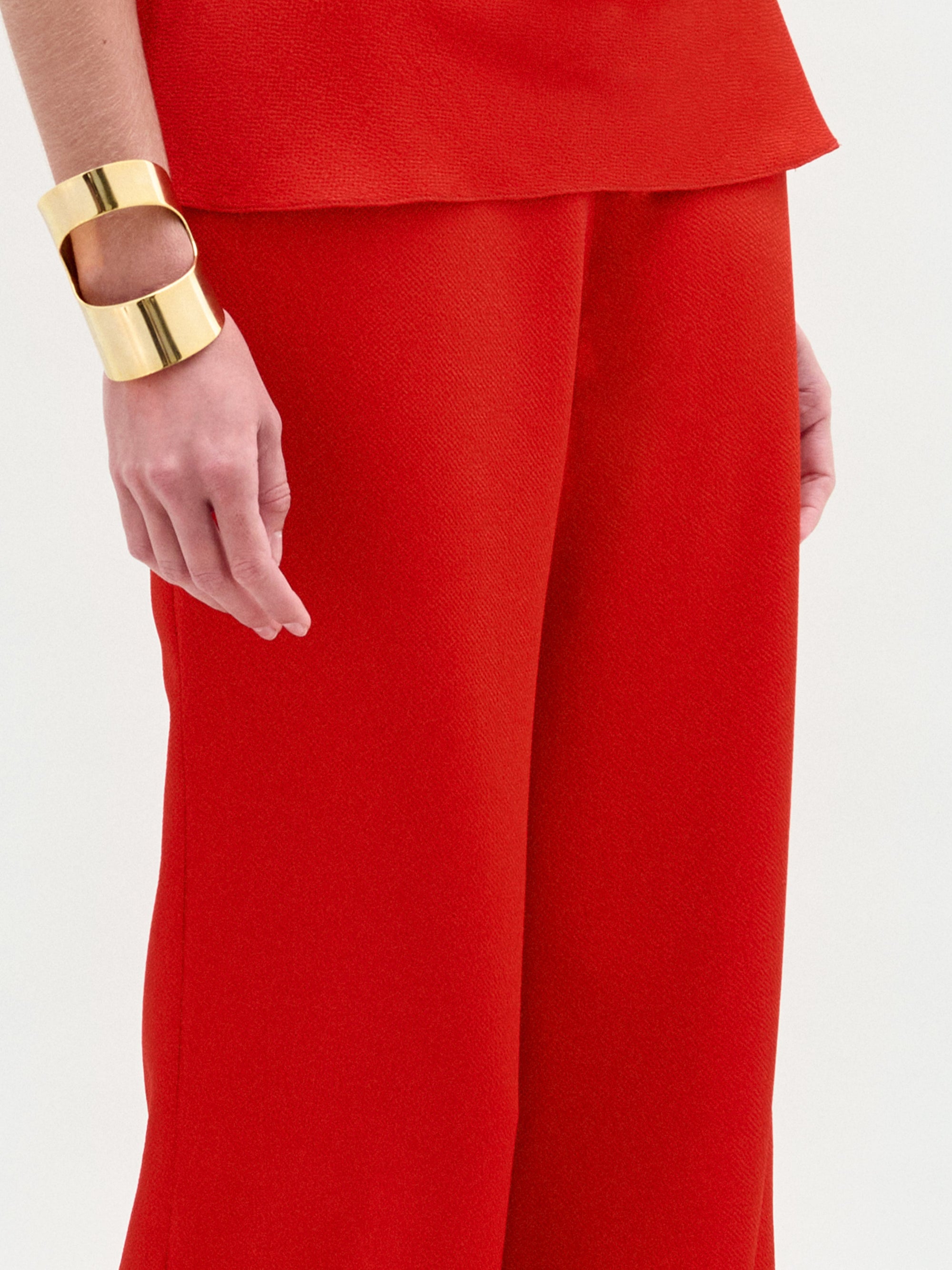 PALERMOPANT-PONCIANAROUGE_DETAIL_PRE-FALL2025