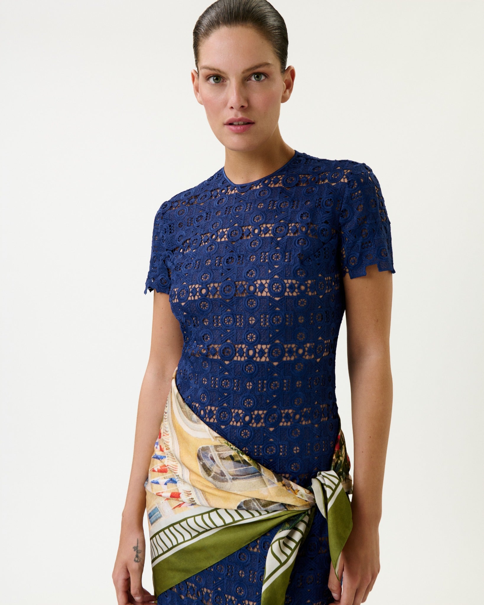 shopify_ready_Taiana_Dress_Navy_detail