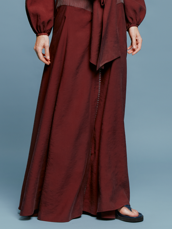 MODENA_SKIRT_-_BURGUNDY_DETAIL